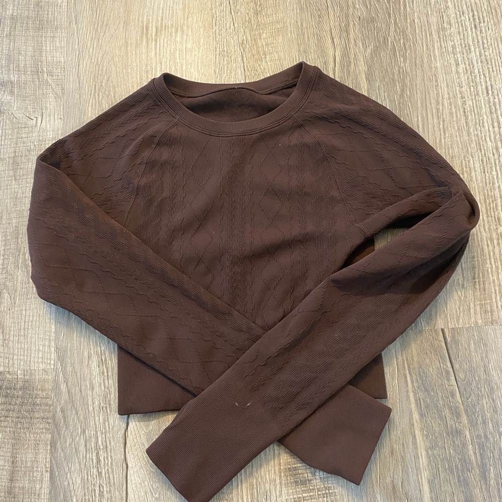 Joylab long sleeve crop workout shirt